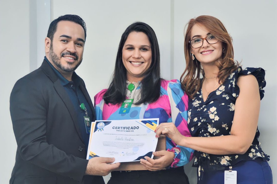 Diretor do HCN, João Batista; Coordenadora de nutrição e dietética do HCN, Isabela Pacífico e a Supervisora de Gestão de Pessoas, Janaína Leal