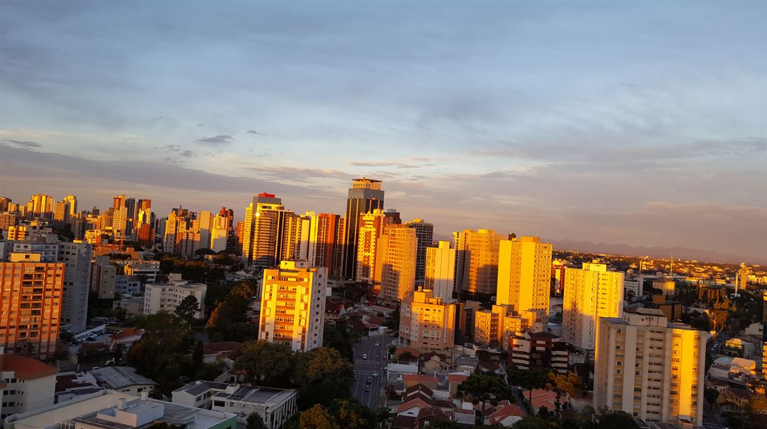 Sunset-Curitiba-Brazil-WIKIMEDIA1